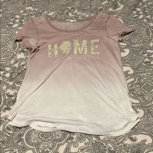 Light pink and white Illinois tee shirt